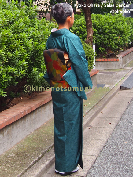 >blue green Ohshima tsumugi The model is Ryoko Ohara [Salsa Dancer] 